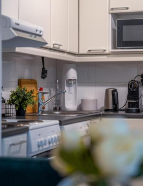 Aurora Breeze Residence - City Center